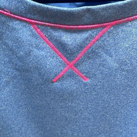 Light weight, North Face Pullover - Picture 3 of 6